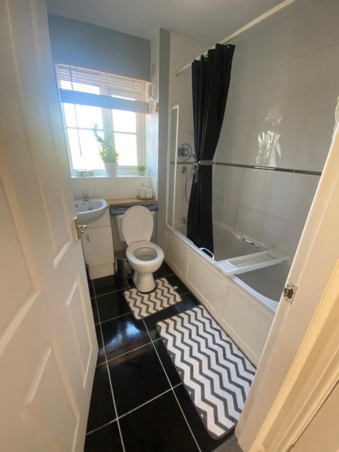 Inverness City Apartments - Modern & Bright Apartment Close To Raigmore Hospital & Shops Inshes Εξωτερικό φωτογραφία